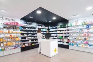 FARMACIA FLUXA-ARROYO CAN PASTILLA. ABIERTO 365 DIAS DE 9 A 22H