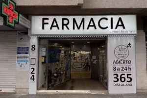 Farmacia Forn&eacute;s &ndash; Valldemossa 25