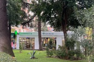 FARMACIA GARCIA Titular: Elena García García
