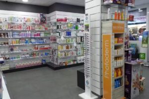 Farm&agrave;cia Garra