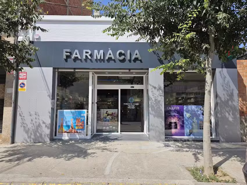 Farm&agrave;cia Garra