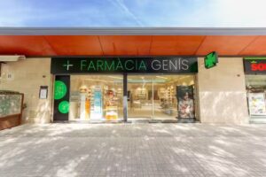 Farm&agrave;cia Gen&iacute;s Premi&agrave;
