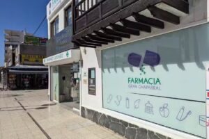 Farmacia Gran Chaparral &ndash; M&oacute;nica Hathiramani S&aacute;nchez