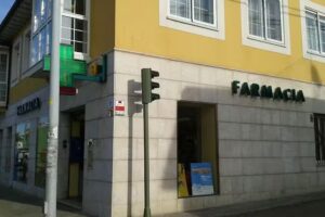 Farmacia Guillermo B&aacute;rcena Andr&eacute;s