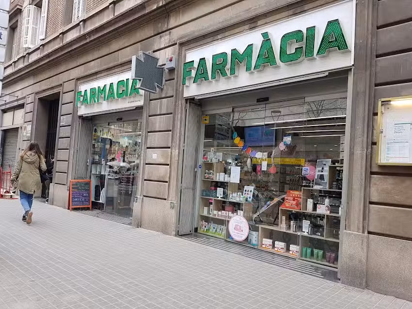 Farmacia Guillermo Chac&oacute;n Puig
