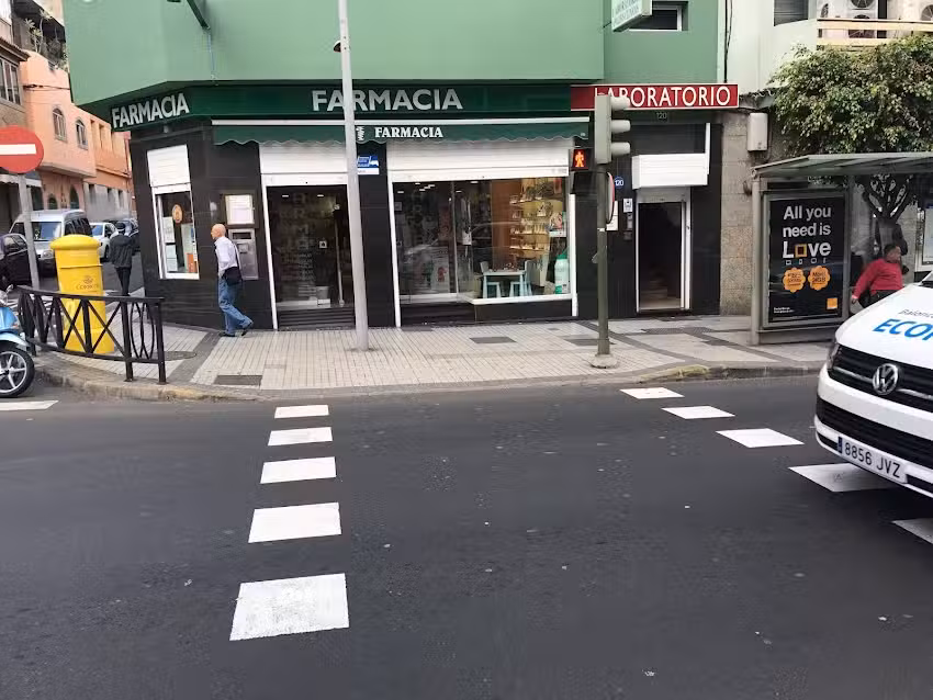 Farmacia Hermanos S&aacute;nchez Santana