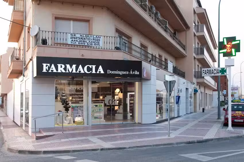 Farmacia HNOS DOM&Iacute;NGUEZ &Aacute;VILA