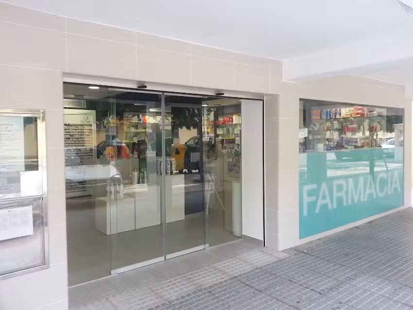 Farmacia Ib&aacute;&ntilde;ez Barneto C B