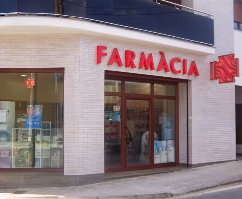 Farm&agrave;cia Inmaculada Mass&oacute; Juncosa. Benifallet