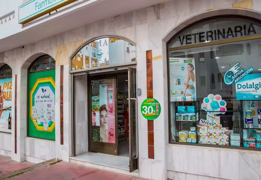 Farmacia Internacional Benalm&aacute;dena