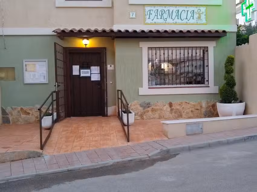 Farmacia Javier Hernando Mart&iacute;nez