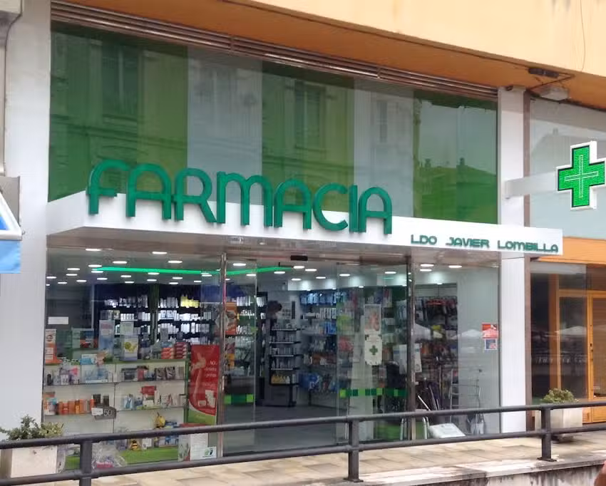 FARMACIA JAVIER LOMBILLA