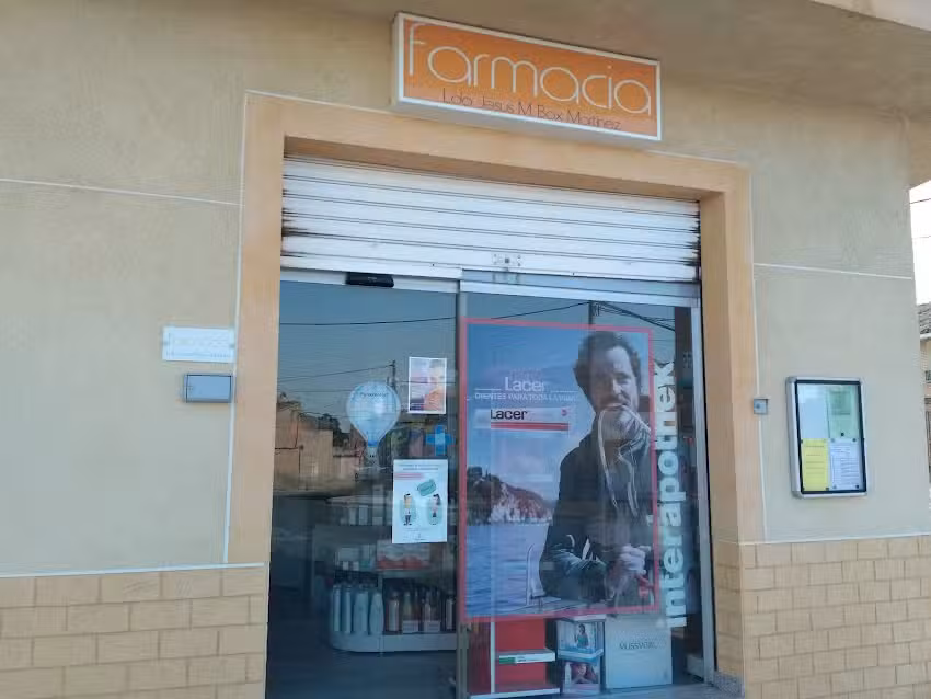 Farmacia Jes&uacute;s M&ordf; Box Mart&iacute;nez