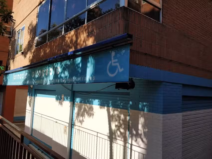 Farmacia Jim&eacute;nez Mill&aacute;n