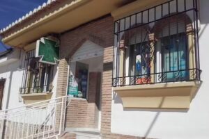 Farmacia Jim&eacute;nez Salmer&oacute;n