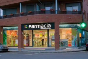 Farm&agrave;cia Jordi Mart&iacute;nez Puig i Jordi Mart&iacute;nez Planas