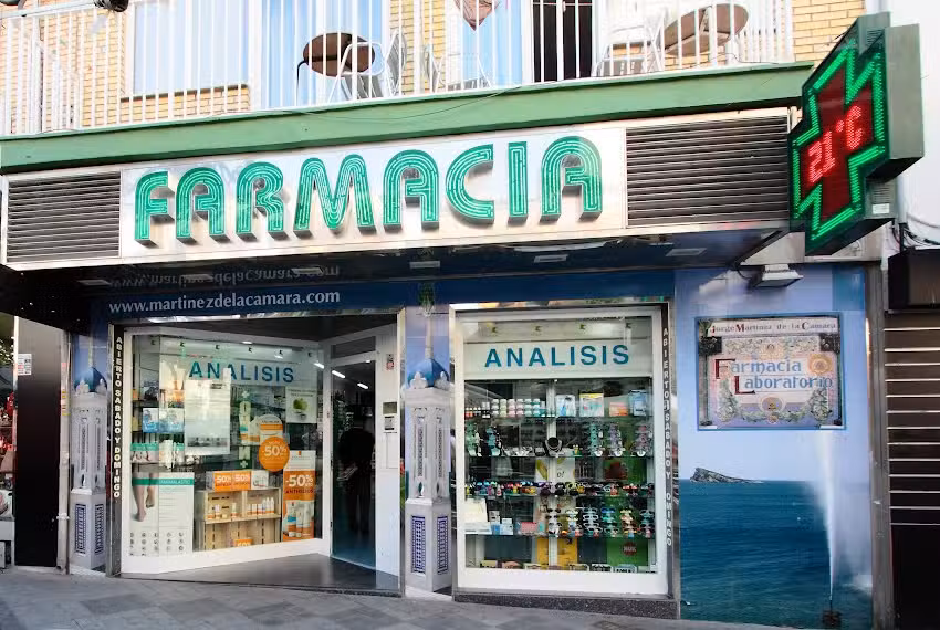 Farmacia Jorge Mart&iacute;nez De La C&aacute;mara