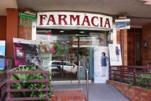 Farm&agrave;cia Juan Altirriba Pertegaz