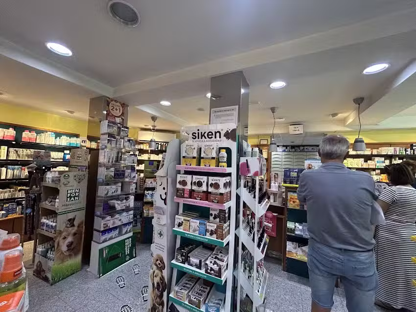 Farmacia Juan Francisco Ara&ntilde;a Galv&aacute;n