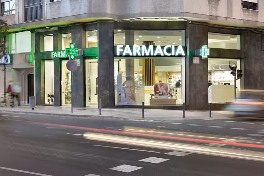 Farmacia Juan Tom&aacute;s Portol&eacute;s Monta&ntilde;&eacute;s