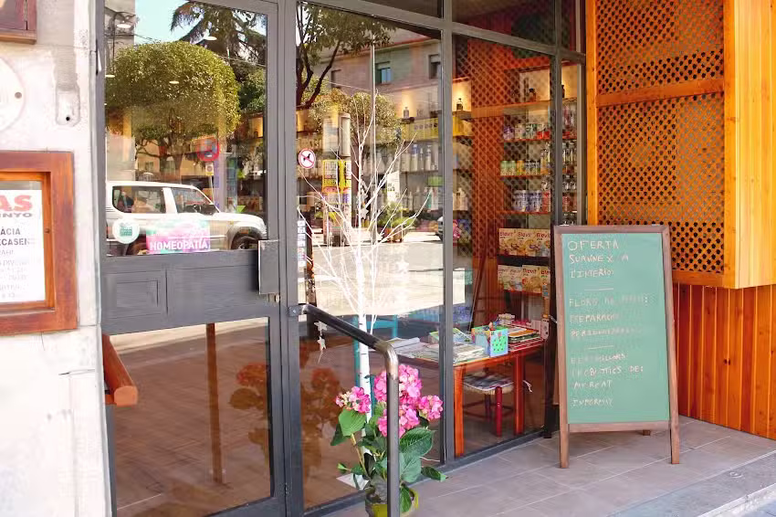 Farm&agrave;cia Judit Recasens