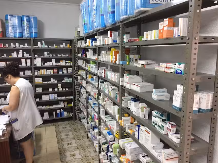 Farmacia La Campaneta ( Ldo. &Aacute;ngel Bonmat&iacute;)