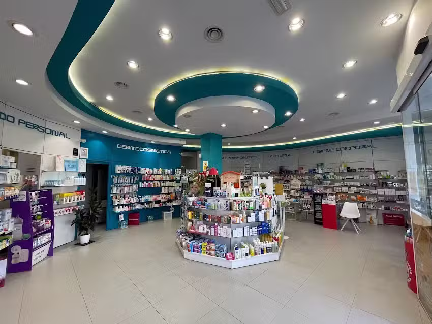 Farmacia La Caracola en Roquetas de Mar