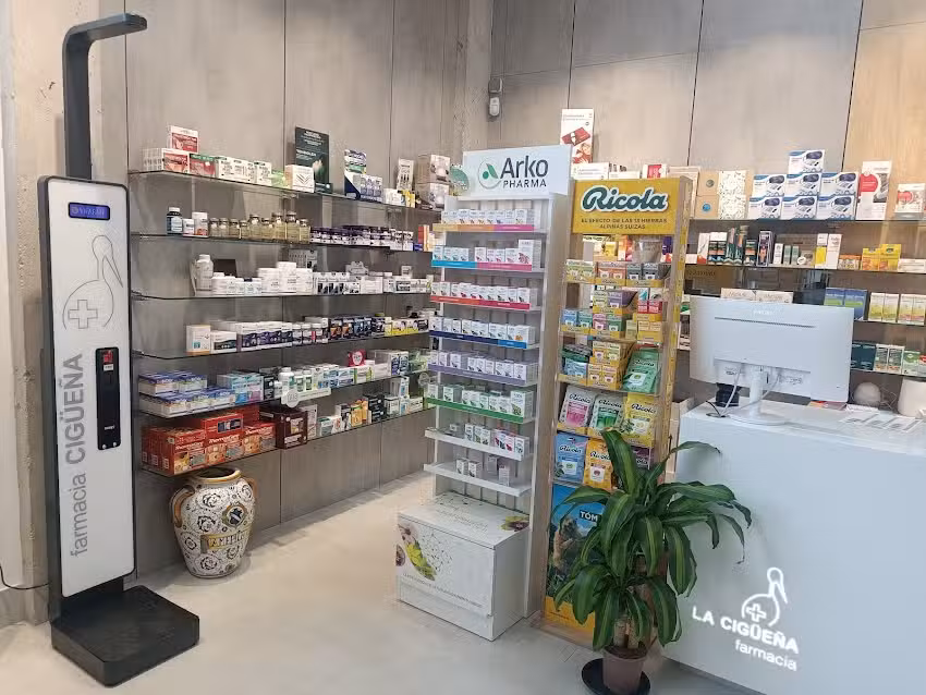 FARMACIA LA CIG&Uuml;E&Ntilde;A