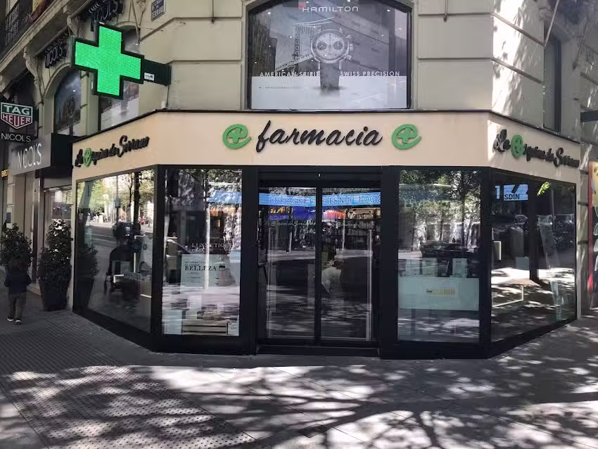 Farmacia La Esquina de Serrano