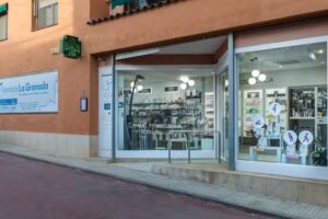 Farm&agrave;cia La Granada