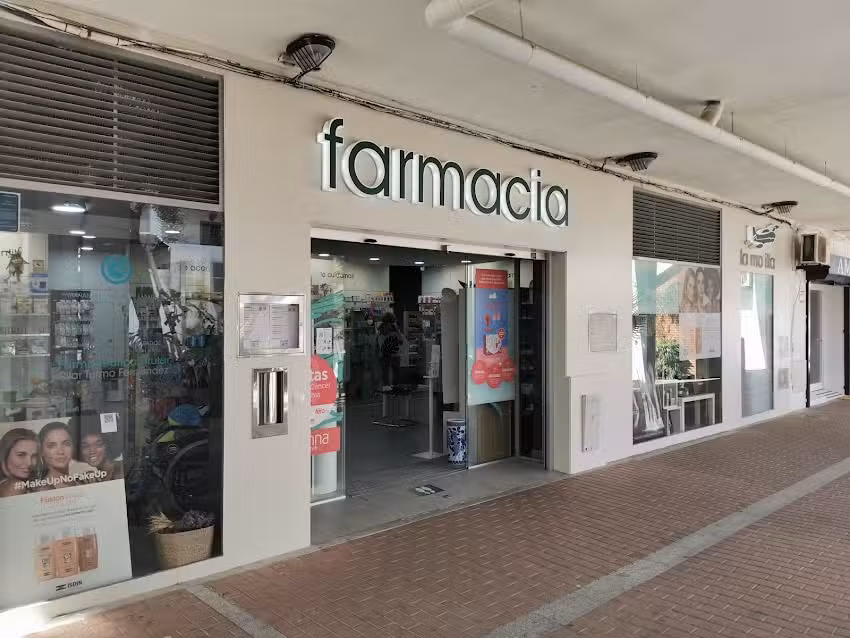 Farmacia La Motilla . Lda. M&ordf; Pilar Turmo