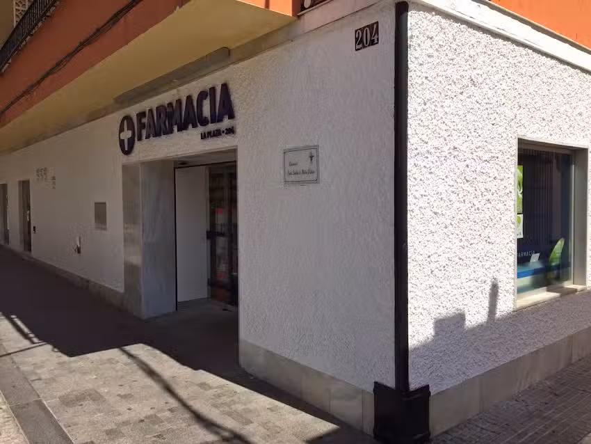 Farmacia &laquo;La Plaza 204&raquo;