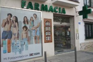 Farmacia La Plaza LDO. CELESTINO FERNANDEZ