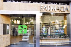 Farmacia La Plazuela. Garcia-Donas C.B.