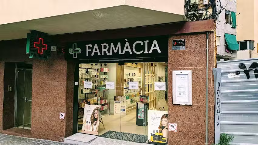 Farm&agrave;cia La Torrassa