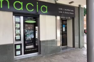 Farmacia Larumbe &ndash; Garcia Botika