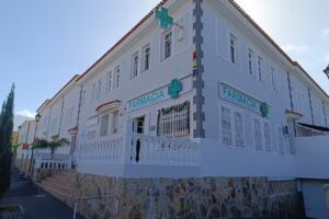 FARMACIA LAS DEHESAS. Lcdo. D. Luis Marrero Rodriguez