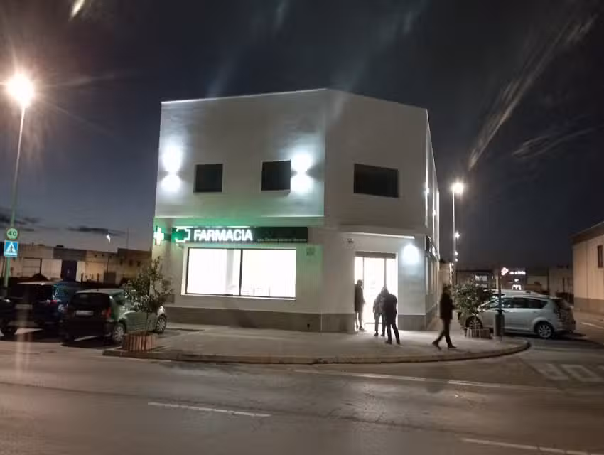 Farmacia Las Goletas Lda. Titular Carmen Navarro