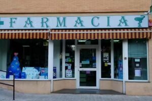 Farmacia Las G&oacute;ndolas M-3 (Mar&iacute;a Jos&eacute; S&aacute;nchez Carranza)
