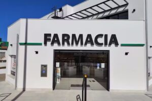 Farmacia Las Maravillas (Lda Laura Torres Tubert)