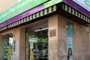 Farmacia Las Margaritas Lda. Sara Garc&iacute;a-Ar&eacute;valo Cabello