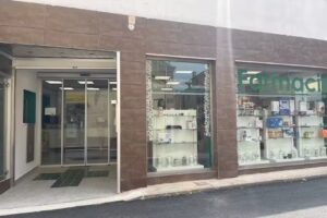 Farmacia Las Raíces