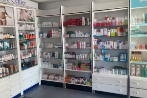 Farmacia Laura Madrid. Las Sirenas, La Manga del mar menor