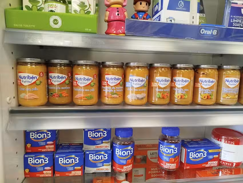 Farmacia Lcda. Clara Isabel Santos Garc&iacute;a