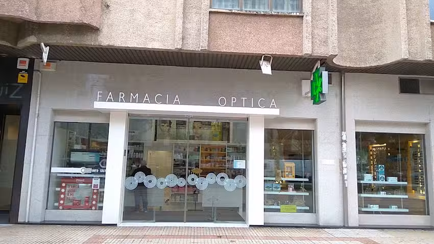 Farmacia Lcdas. Mtnez. de Sim&oacute;n Alameda Carmen y Mtnez. de Sim&oacute;n Alameda Mar&iacute;a