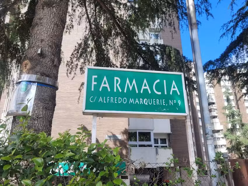 Farmacia Lda. Ana Mar&iacute;a Sarri&oacute;n Pelous