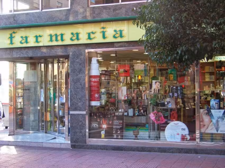 Farmacia Ldo. &Aacute;ngel Ben&iacute;tez
