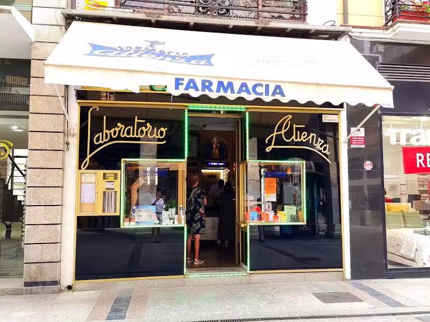 Farmacia Ldo. Javier Atienza Manrique