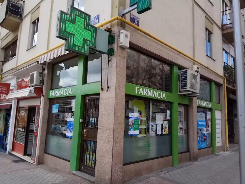 Farmacia Lira