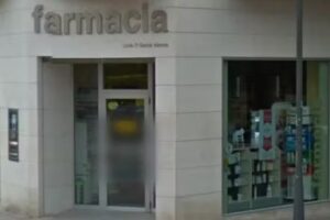Farmacia Llarena (Ldo. Rodrigo Llarena Pe&ntilde;a)